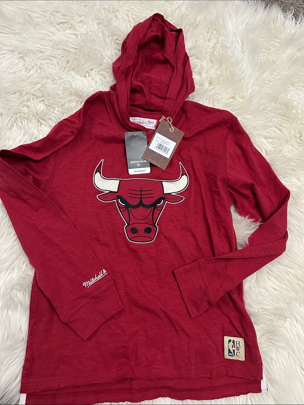 Mitchell & Ness Chicago Bulls Red Hooded Pullover with Bulls Logo